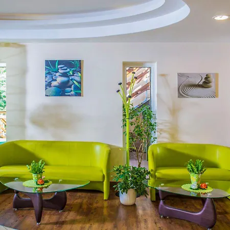 Patak Park Hotel