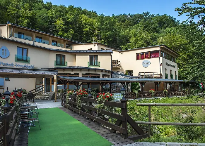 Ξενοδοχείο Patak Park (adults Only) 3*
