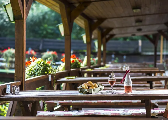 Ξενοδοχείο Patak Park (adults Only) 3*